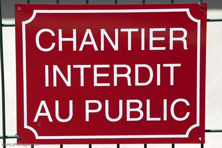 architecure_chantier_interdit_au_public